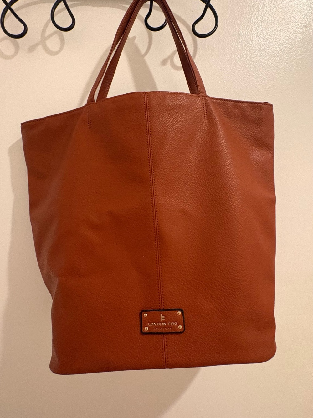 London Fog Tan/Brown Leather Tote